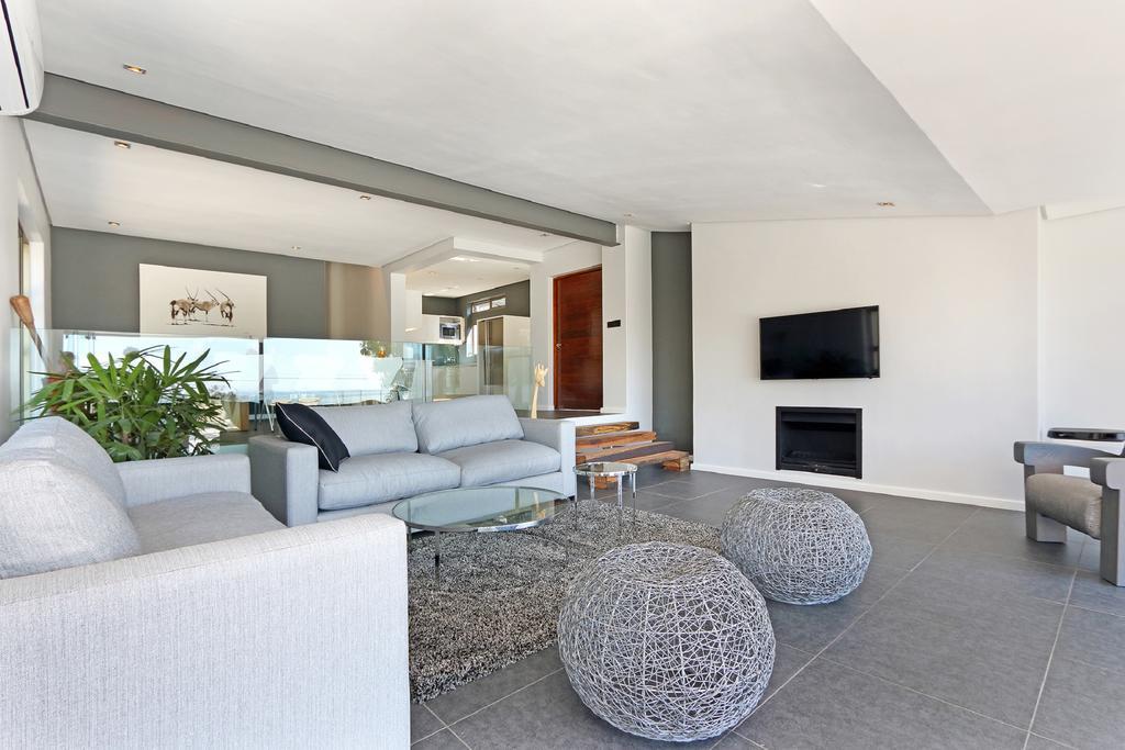 Valtameri By Totalstay Camps Bay Luaran gambar